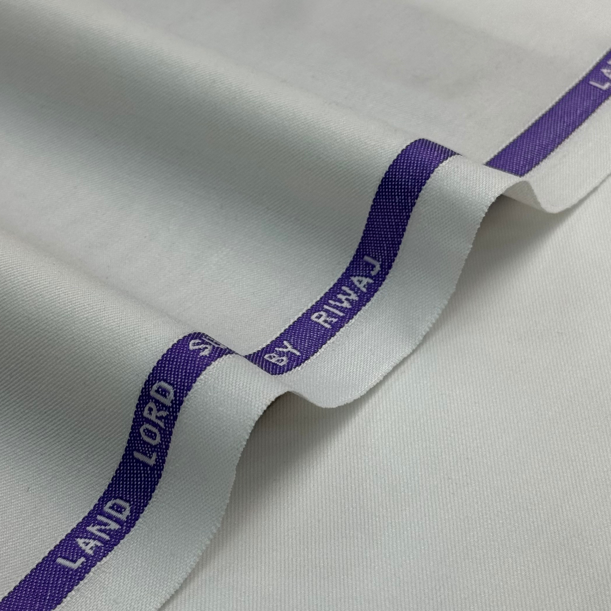 LAND LORD SUITING | RI-273 | UNSTITCH