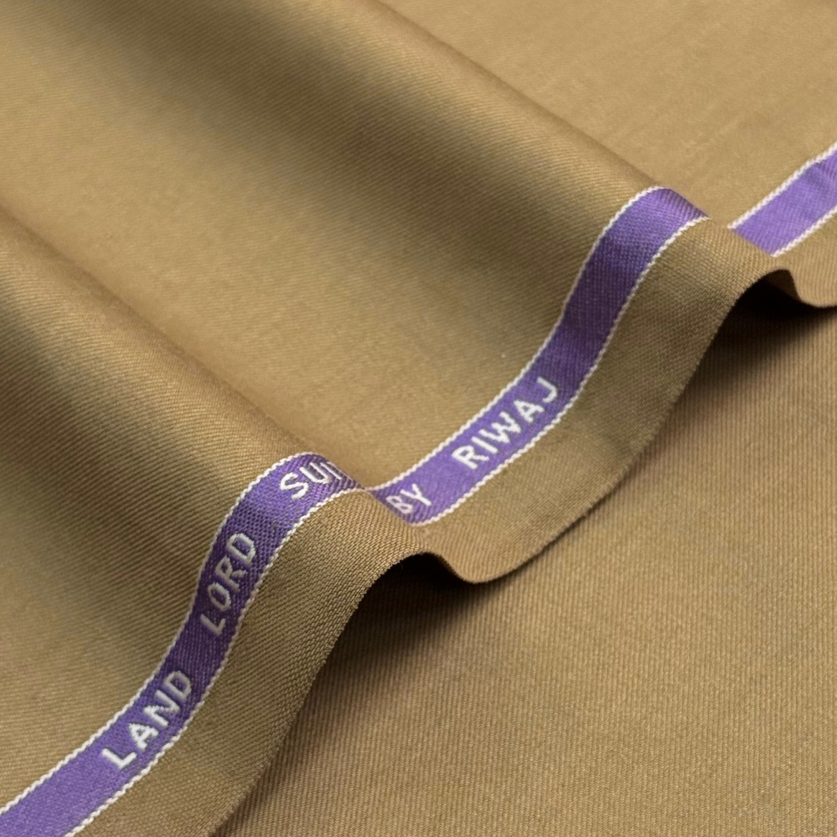 LAND LORD SUITING | RI-273 | UNSTITCH