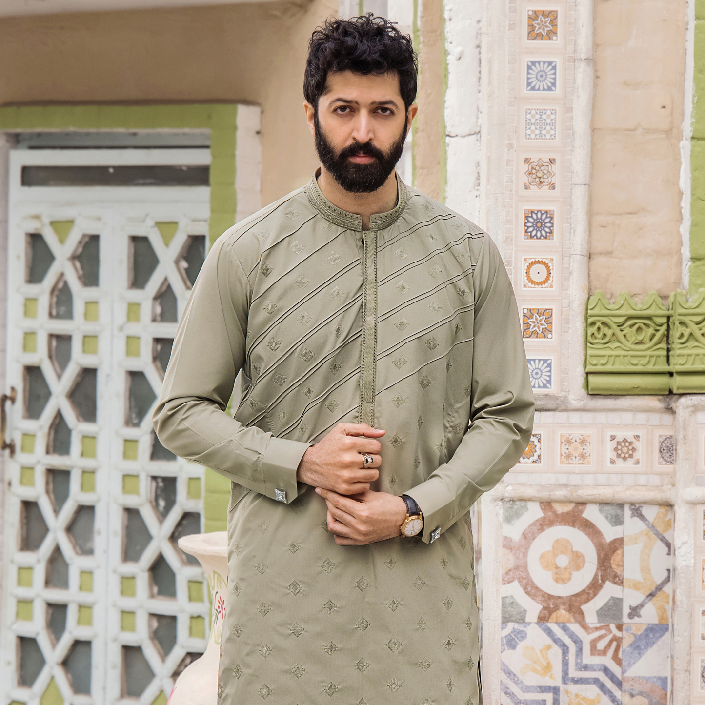 AG 2050 - Semi Stitched