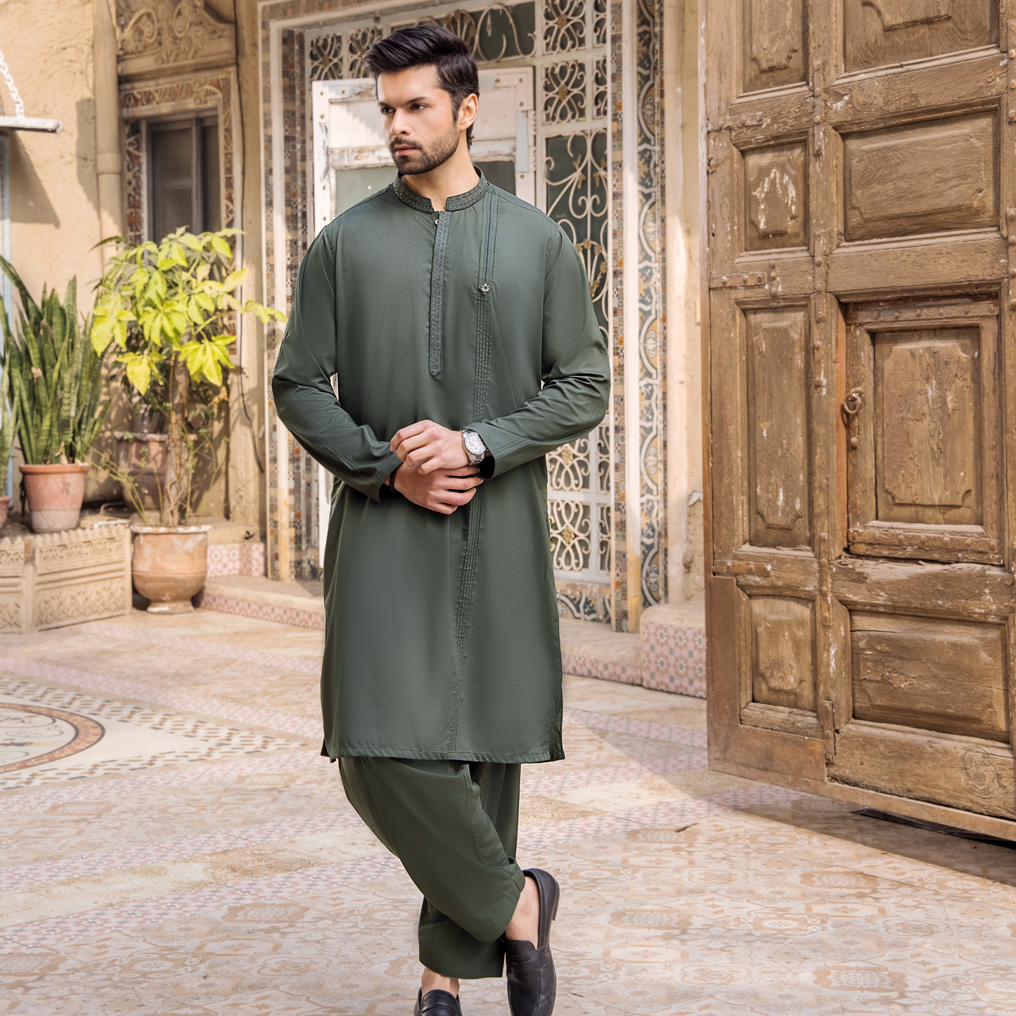 AG 2056 - Semi Stitched