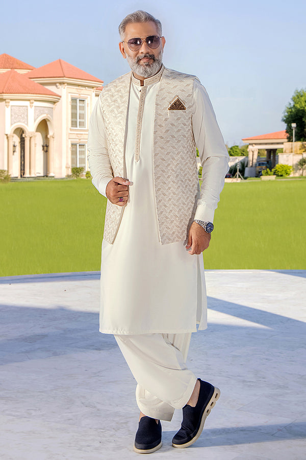 CM-1242  SUIT + WAISTCOAT