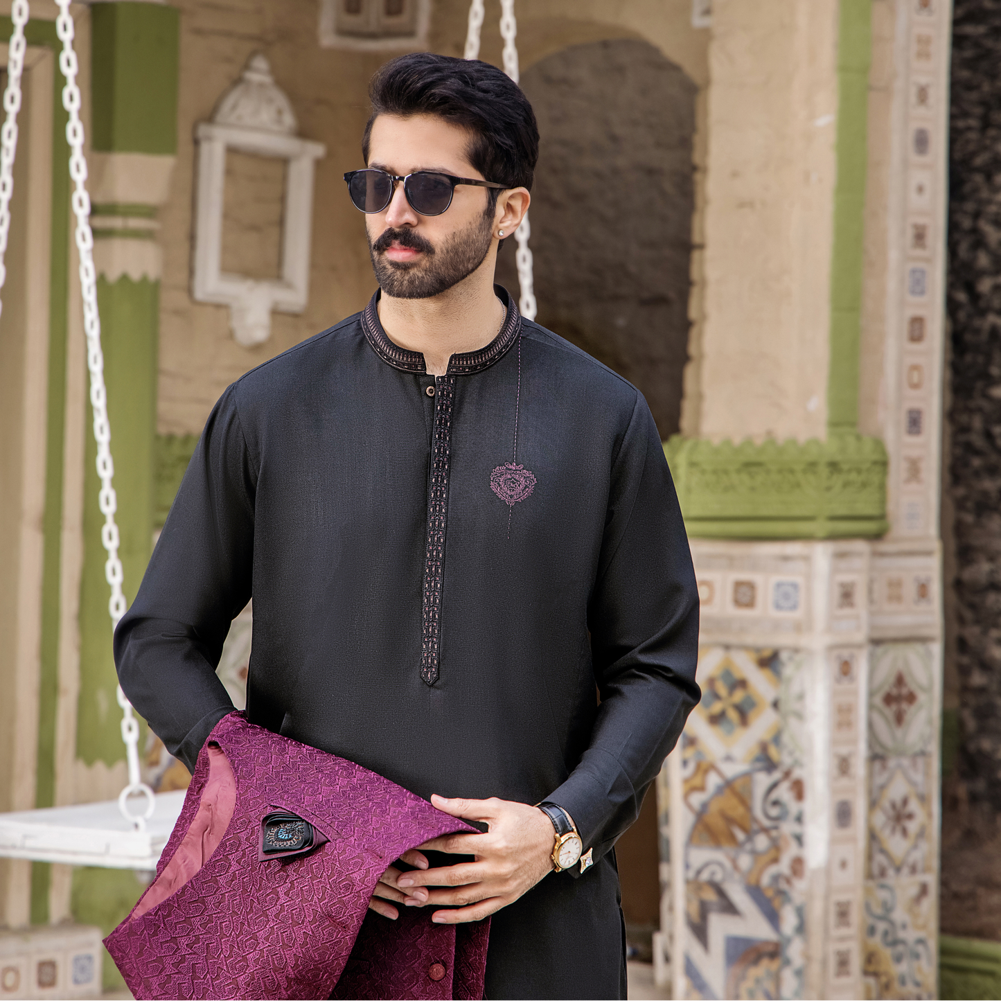 CM-1255  SUIT + WAISTCOAT