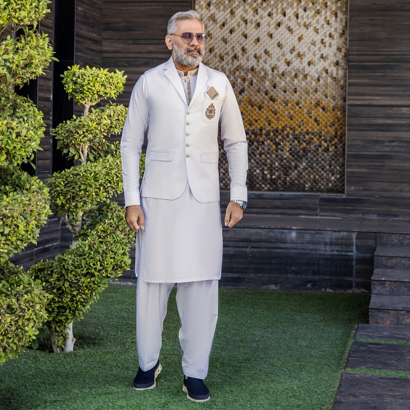 CM-1302  SUIT + WAISTCOAT