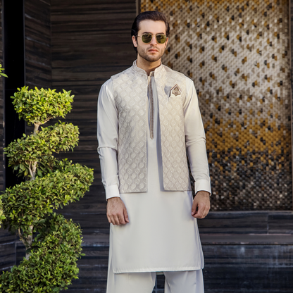 CM-1303  SUIT + WAISTCOAT