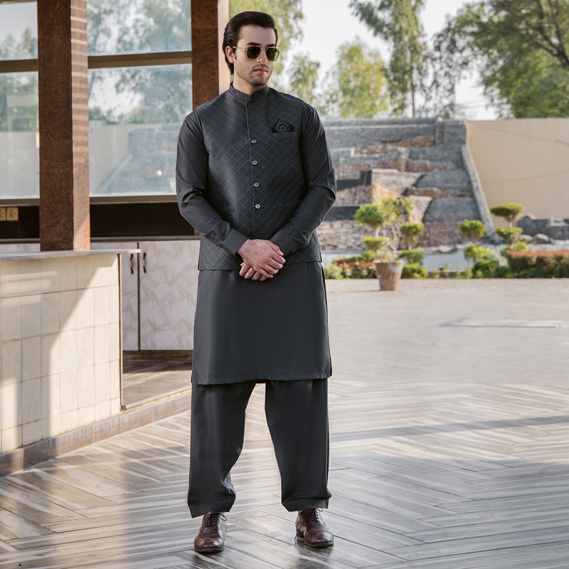 CM-1308  SUIT + WAISTCOAT