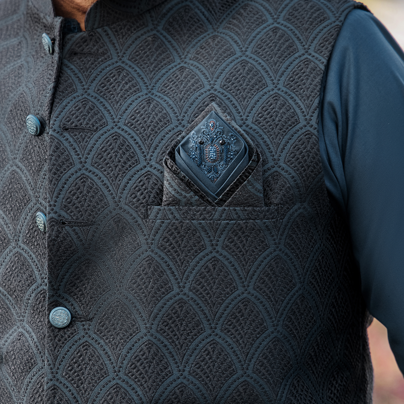 CM-1317  SUIT + WAISTCOAT