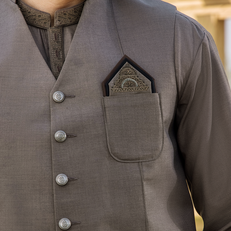 Virsa Exclusive Suiting | CM-1300