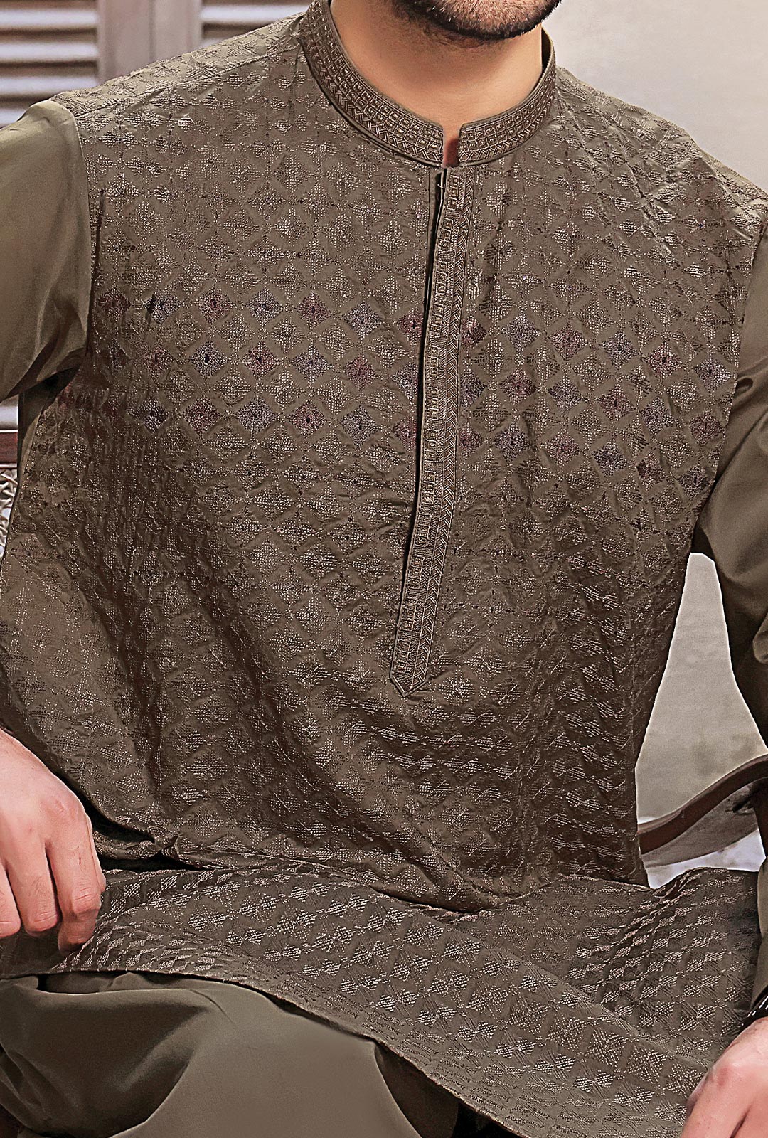 PK-1069 - Unstitched